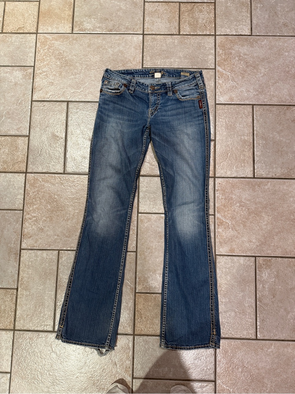 Silver Women’s Blue Bootcut Jeans - Classic Denim. Frances 18” bootcut